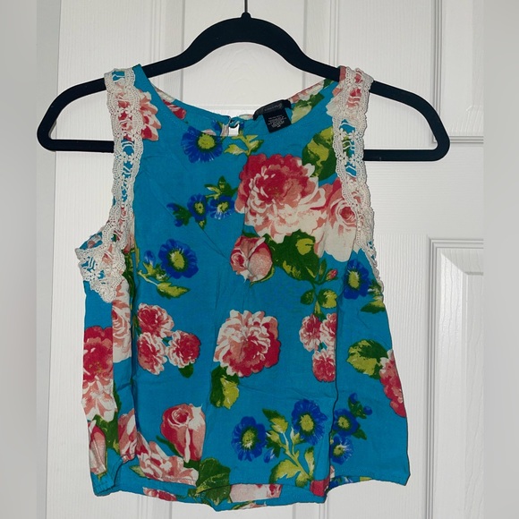 Timing Tops - Timing Blue Floral Blouse Medium